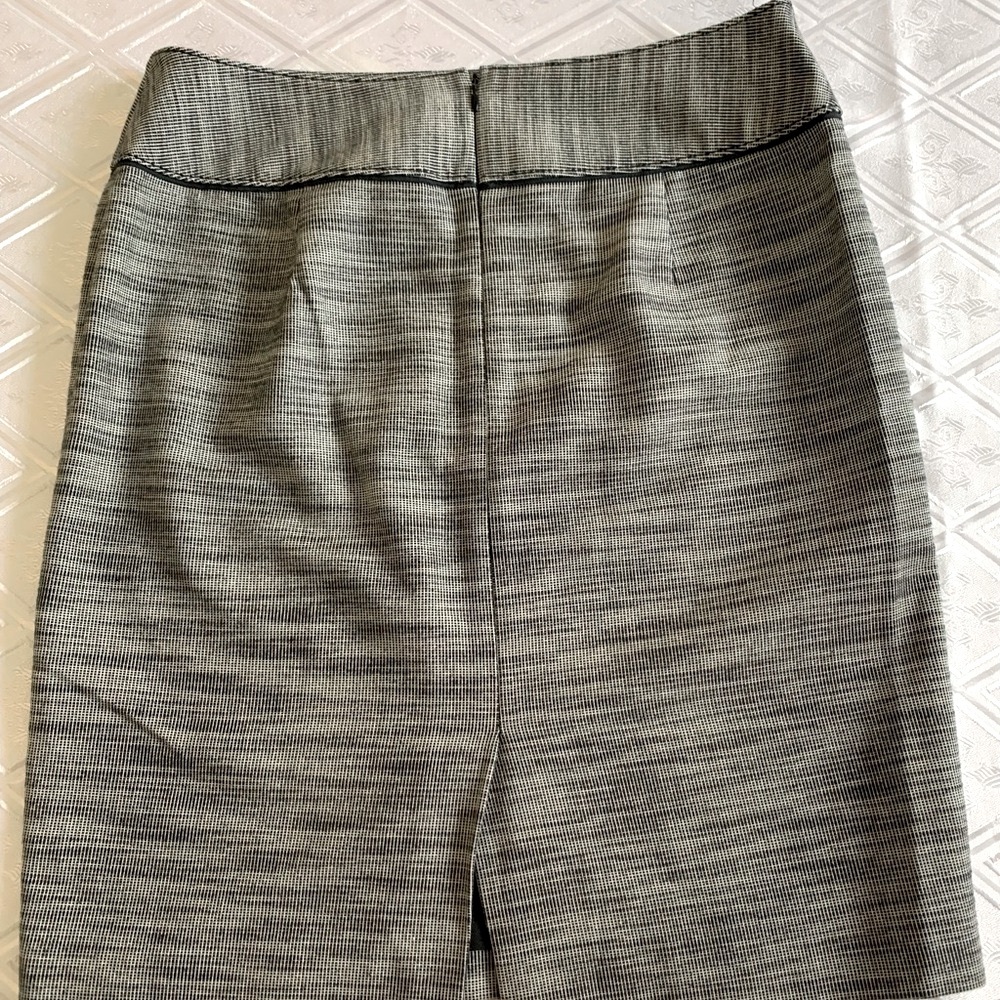 Ann Taylor Gray Pencil Skirt Knee-Length Work - Picture 2 of 8
